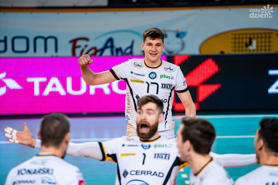 Przyjmujący Bartosz Firszt zostaje w Cerradzie Enei Czarnych Radom Przyjmujący Bartosz Firszt zostaje w Cerradzie Enei Czarnych Radom