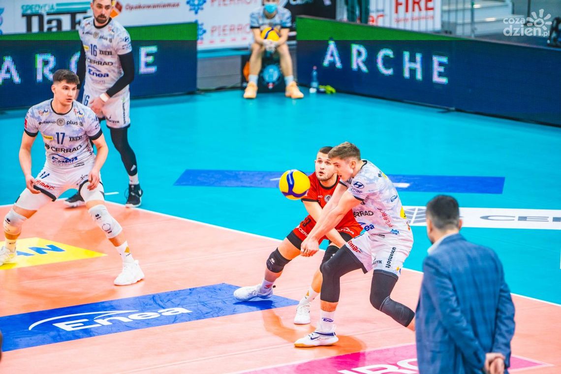 Przyjmujący Paweł Rusin żegna się z Czarnymi 