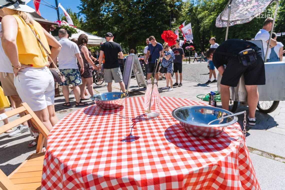 "Przystanek PRL" na placu Corazziego