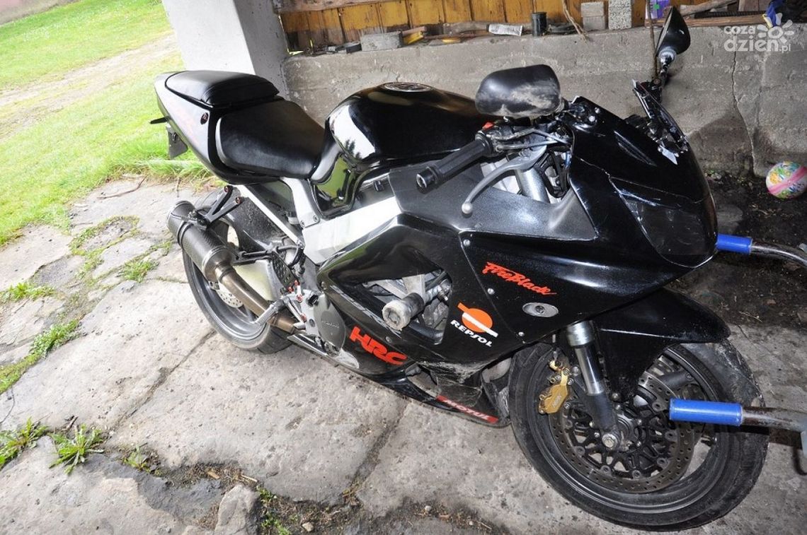 PRZYSUCHA. Trzech mężczyzn zatrzymanych za kradzieże PRZYSUCHA. Trzech mężczyzn zatrzymanych za kradzieże