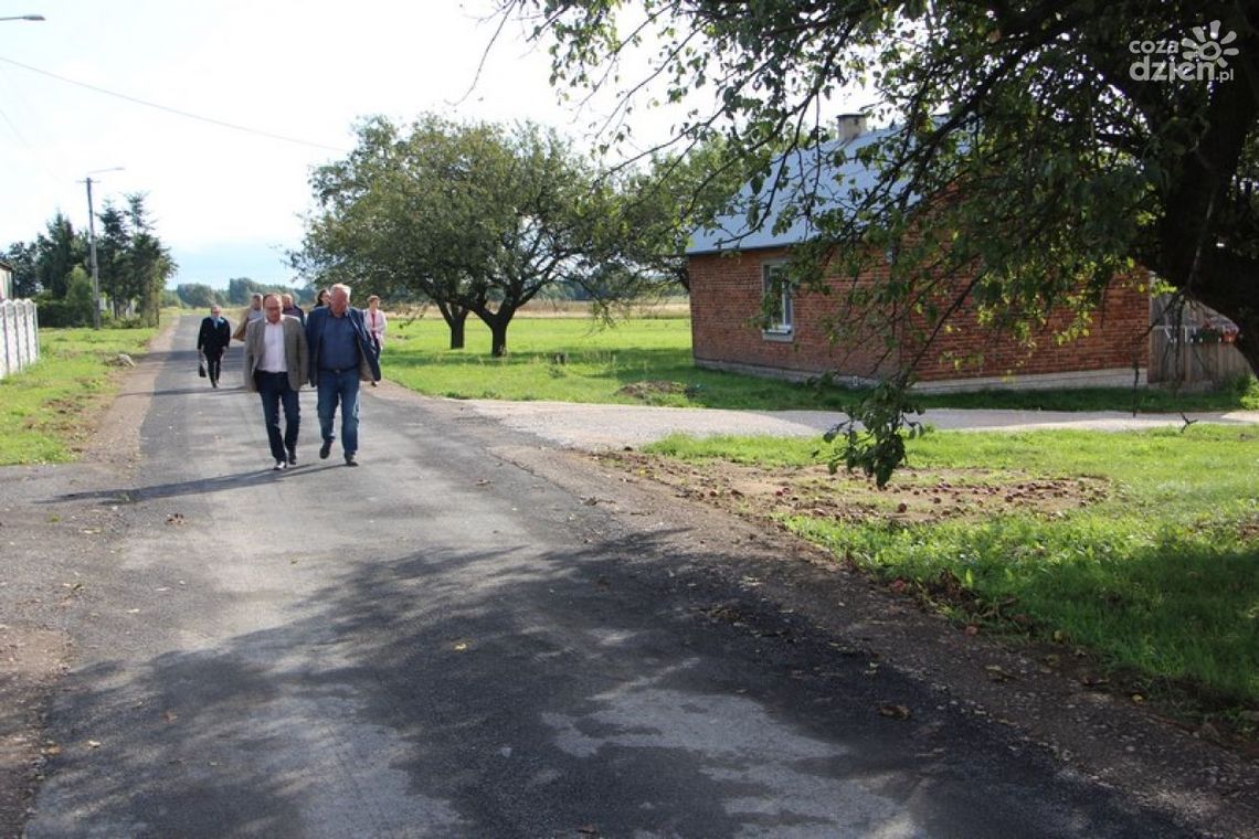 Przytyk. Odbiór dróg w miejscowości Zameczek