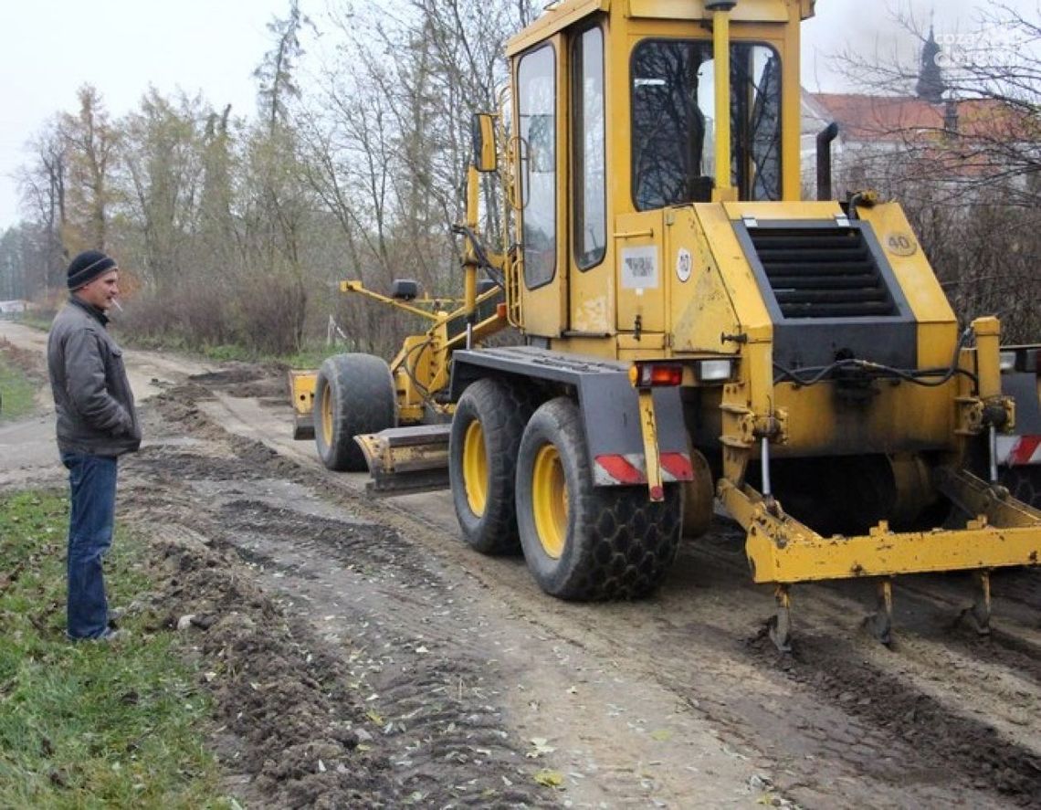 Przytyk. Przebudowa drogi we Wrzeszczowie