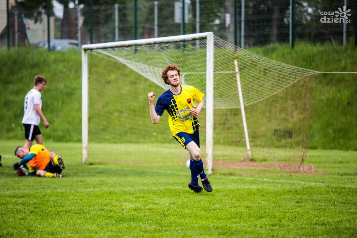Puchar Wójta Kowali. Ludwinów gromi, Augustów w półfinale