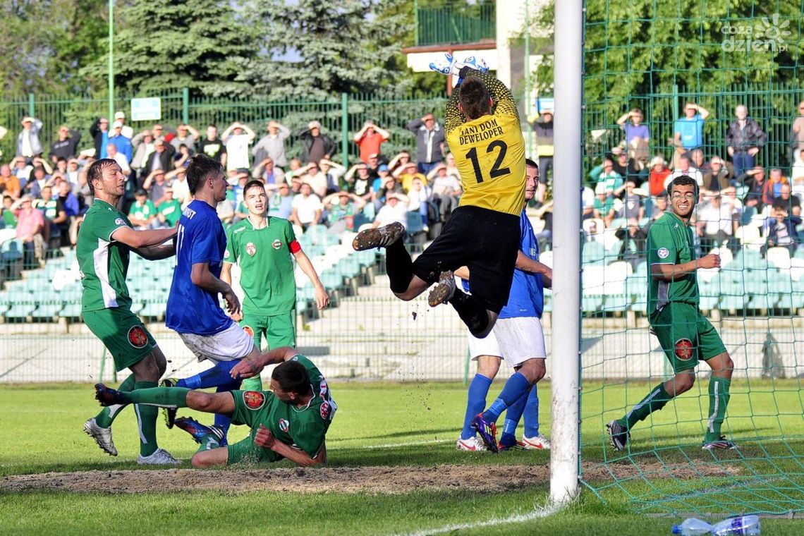 Puszcza zdobyła "twierdzę". Radomiak kończy wspaniałą serię
