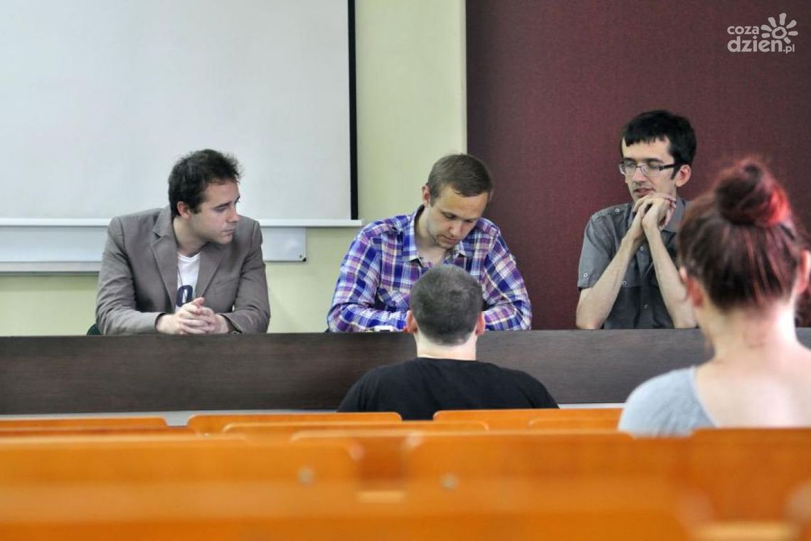 Rada miejska z castingu?