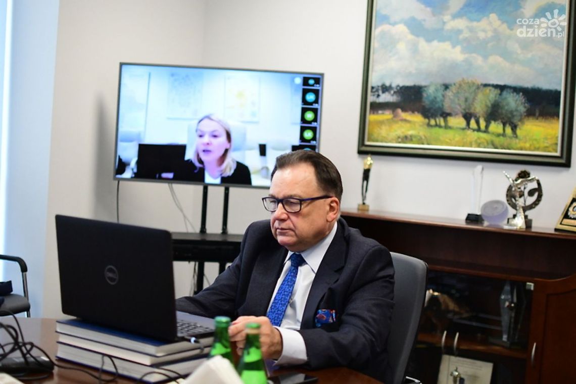 Radni Mazowsza przeciw podziałowi województwa