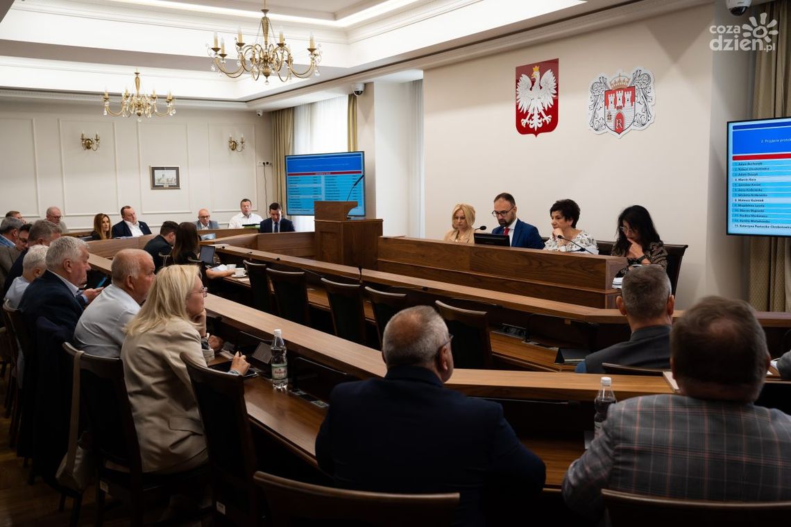 Radni wyrazili zgodę na utworzenie Miejskiego Urzędu Pracy Radni wyrazili zgodę na utworzenie Miejskiego Urzędu Pracy