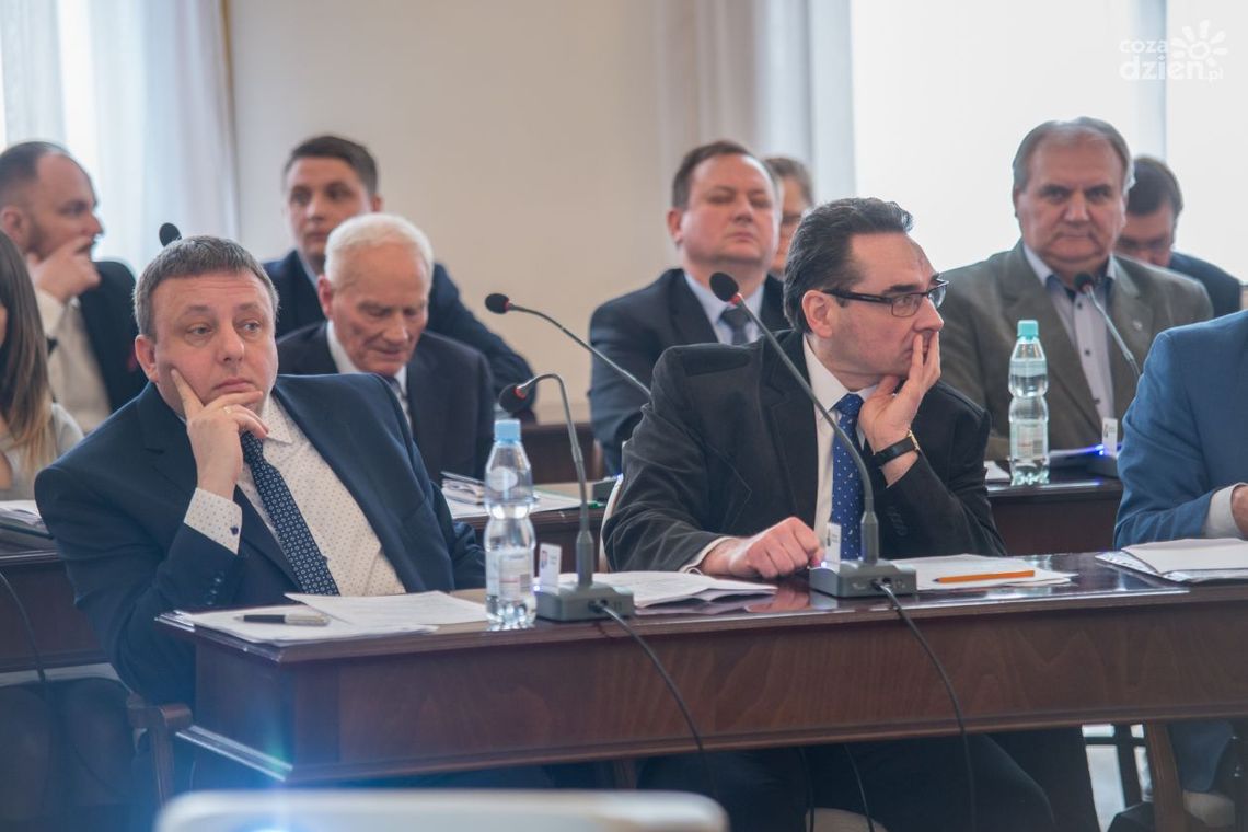 Radom bez budżetu! Radni po raz drugi powiedzieli "nie"!