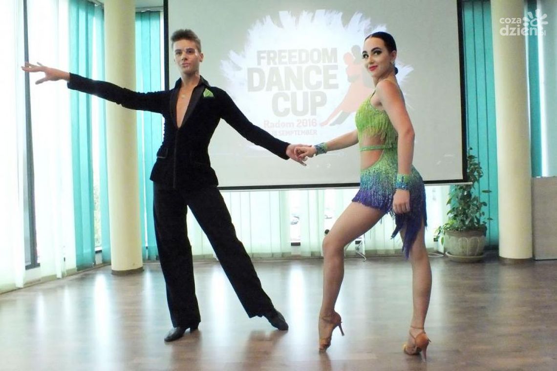 Radom stolicą tańca