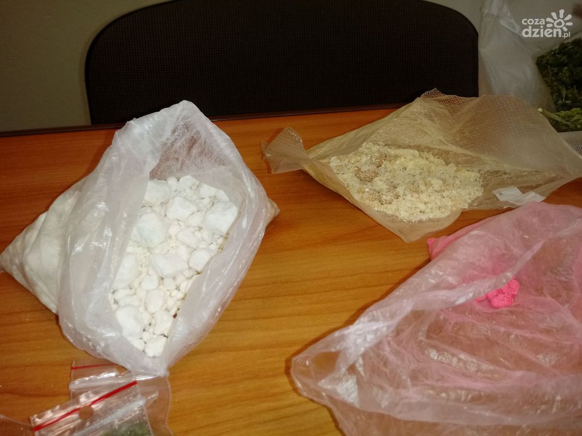 Radom. Znaleziono ponad 300 gramów narkotyków