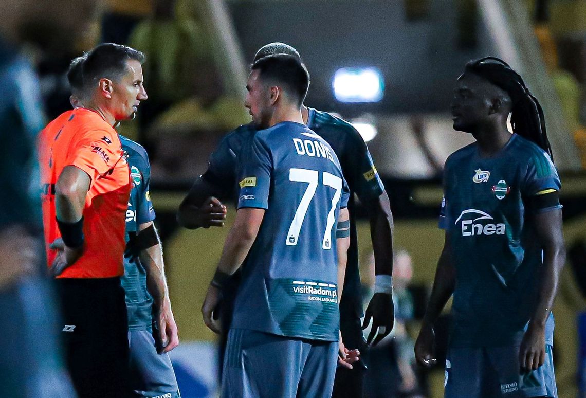 Kontrowersje w Katowicach. Radomiak chce analizy decyzji sędziów i wysłał pismo do PZPN!