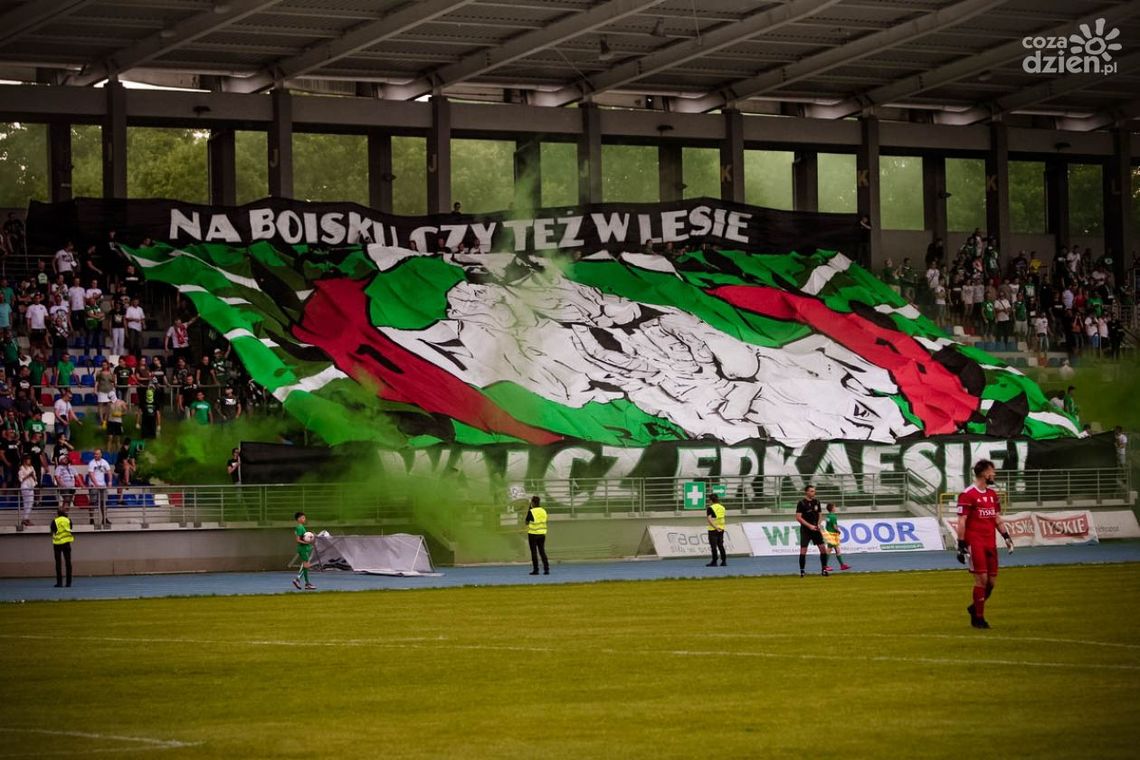 Radomiak pod ścianą