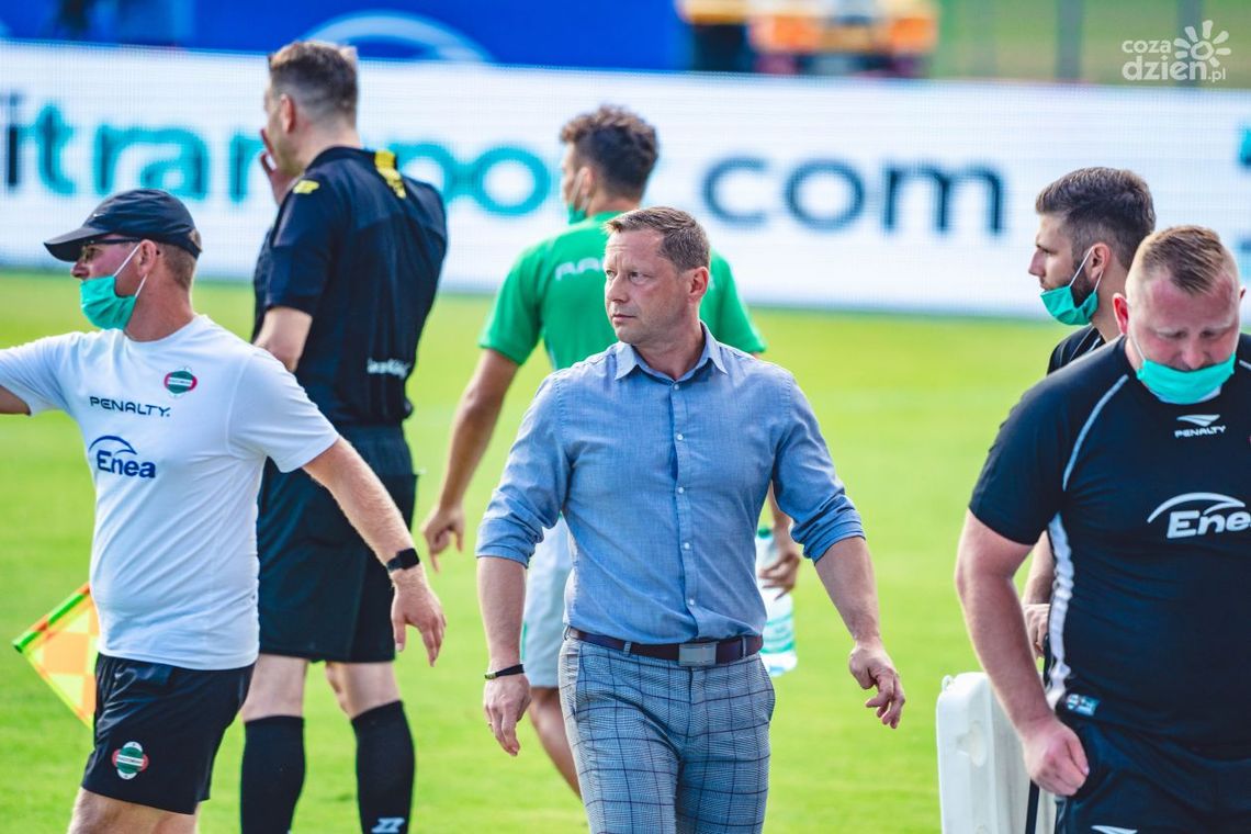 Radomiak przegrał. Trener Dariusz Banasik sfrustrowany postawą sędziów