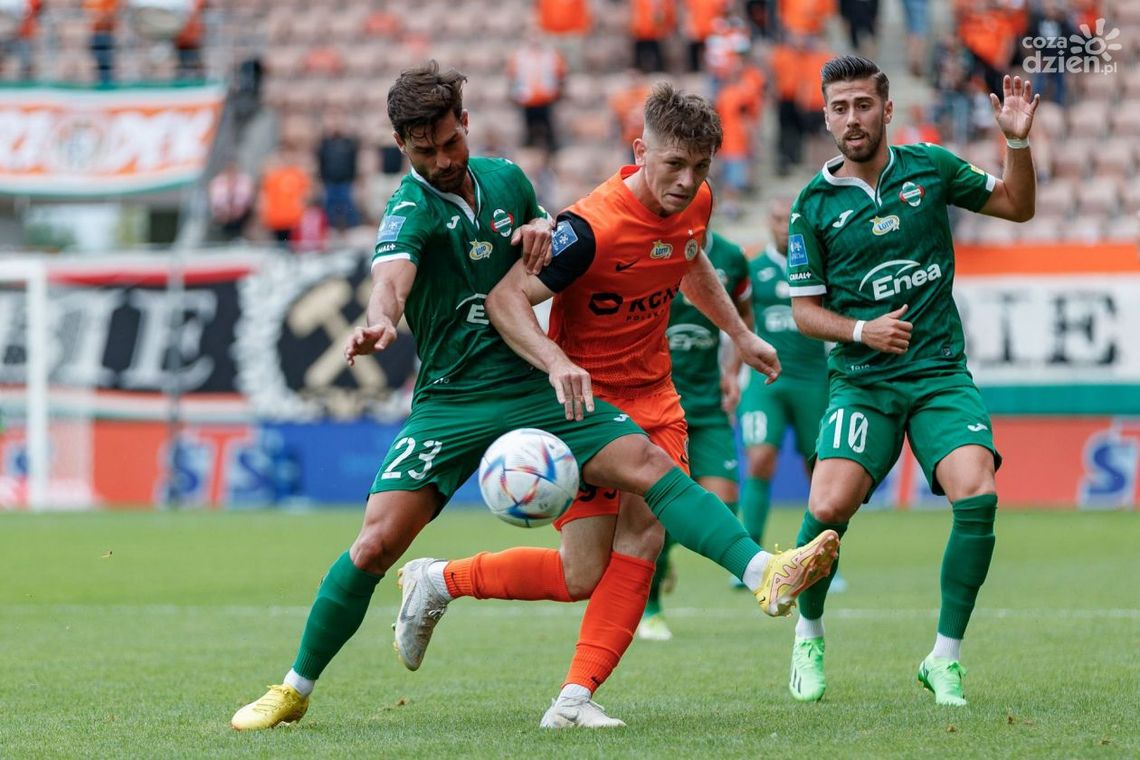 Radomiak Radom na fali. Zieloni odnieśli w Lubinie trzecie zwycięstwo z rzędu!
