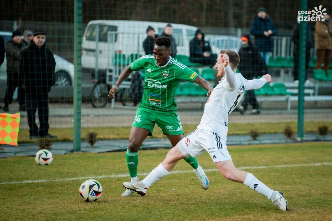 Radomiak Radom przegrał 0:4 z pierwszoligowcem 