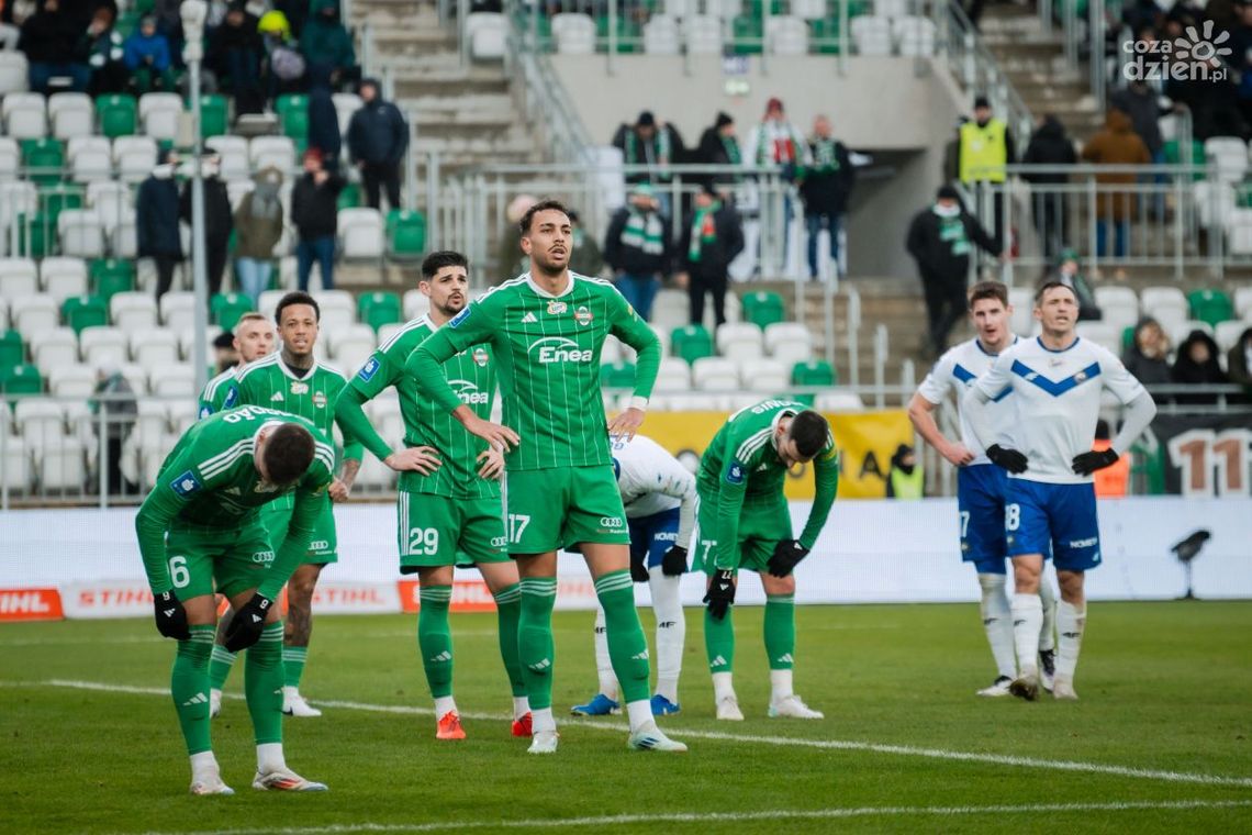 Radomiak Radom przegrał z beniaminkiem w Lublinie i jest w strefie spadkowej po rundzie jesiennej PKO Ekstraklasy Radomiak Radom przegrał z beniaminkiem w Lublinie i jest w strefie spadkowej po rundzie jesiennej PKO Ekstraklasy