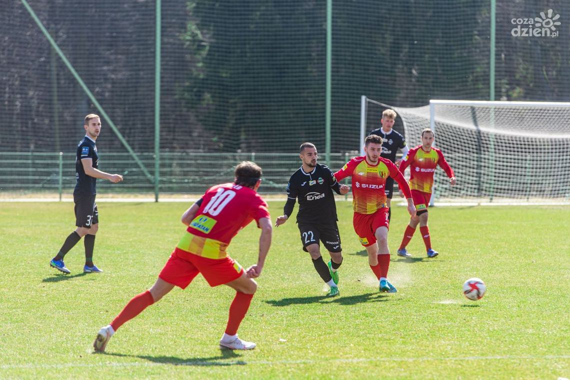 Radomiak Radom w meczu towarzyskim pokonał Koronę Kielce. Gol Radeckiego ozdobą sparingu Radomiak Radom w meczu towarzyskim pokonał Koronę Kielce. Gol Radeckiego ozdobą sparingu
