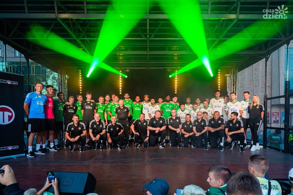 Radomiak Radom zaprezentował drużynę i koszulki na sezon 2023/24 