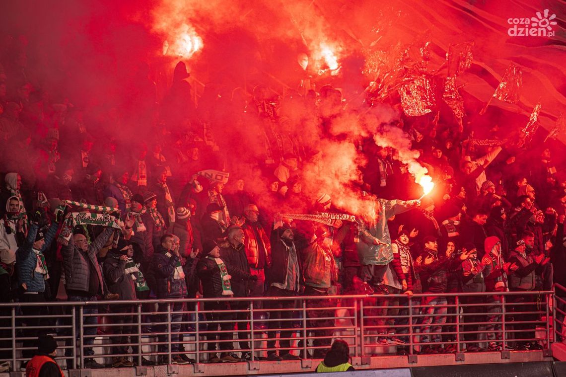 Radomiak TV - Piłkarze Radomiaka Radom otrzymali wsparcie od kibiców