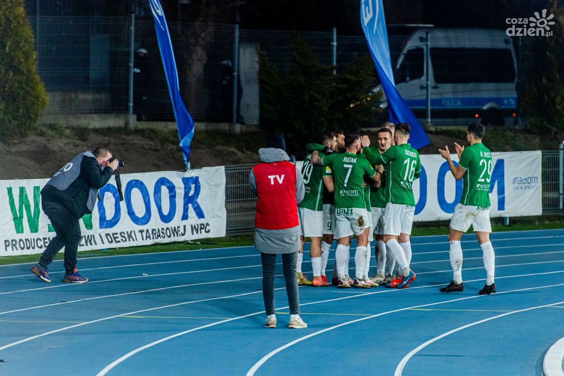 Radomiak wygrywa w Sosnowcu! Bramka Radeckiego