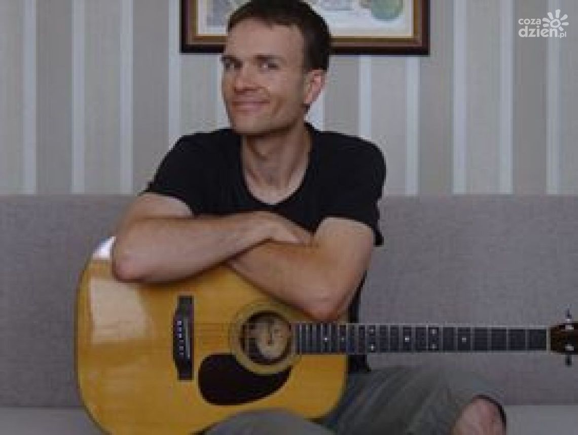 Radomianin w konkursie GUITAR MASTERS 2016. Czeka na wasze głosy! Radomianin w konkursie GUITAR MASTERS 2016. Czeka na wasze głosy!