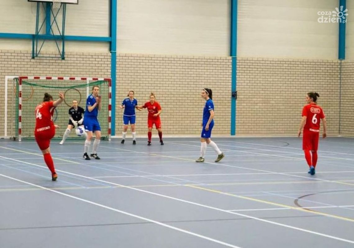 Radomianka i koleżanki z Polski próbują podbić futsalową Holandię! Radomianka i koleżanki z Polski próbują podbić futsalową Holandię!