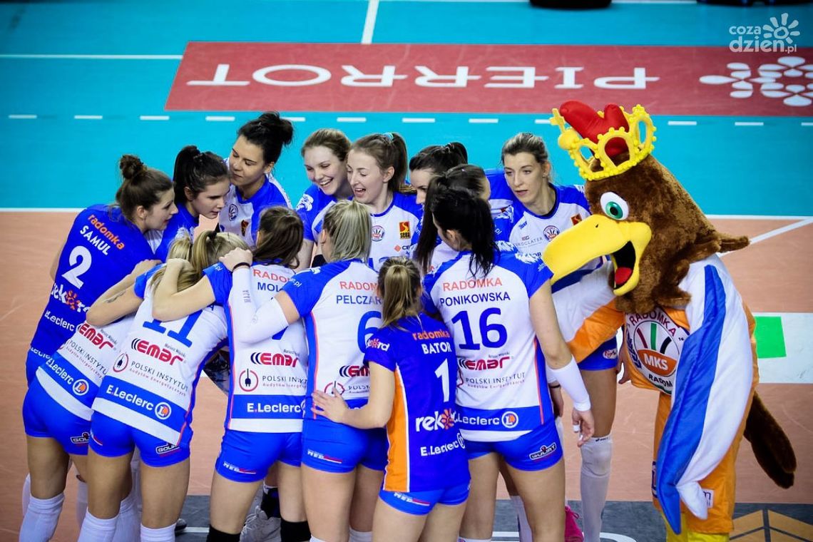 Radomka podejmuje Karpaty