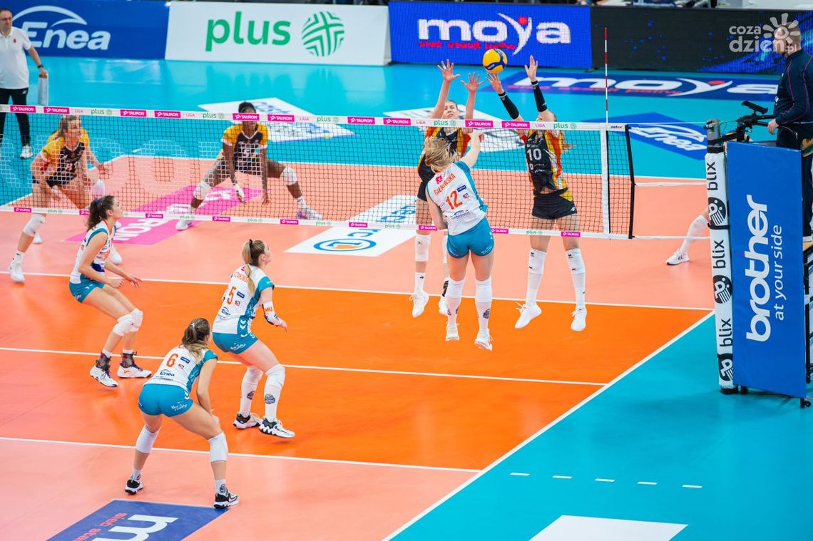 Radomka rozpoczyna druga rundę i powalczy o trzeci triumf z rzędu