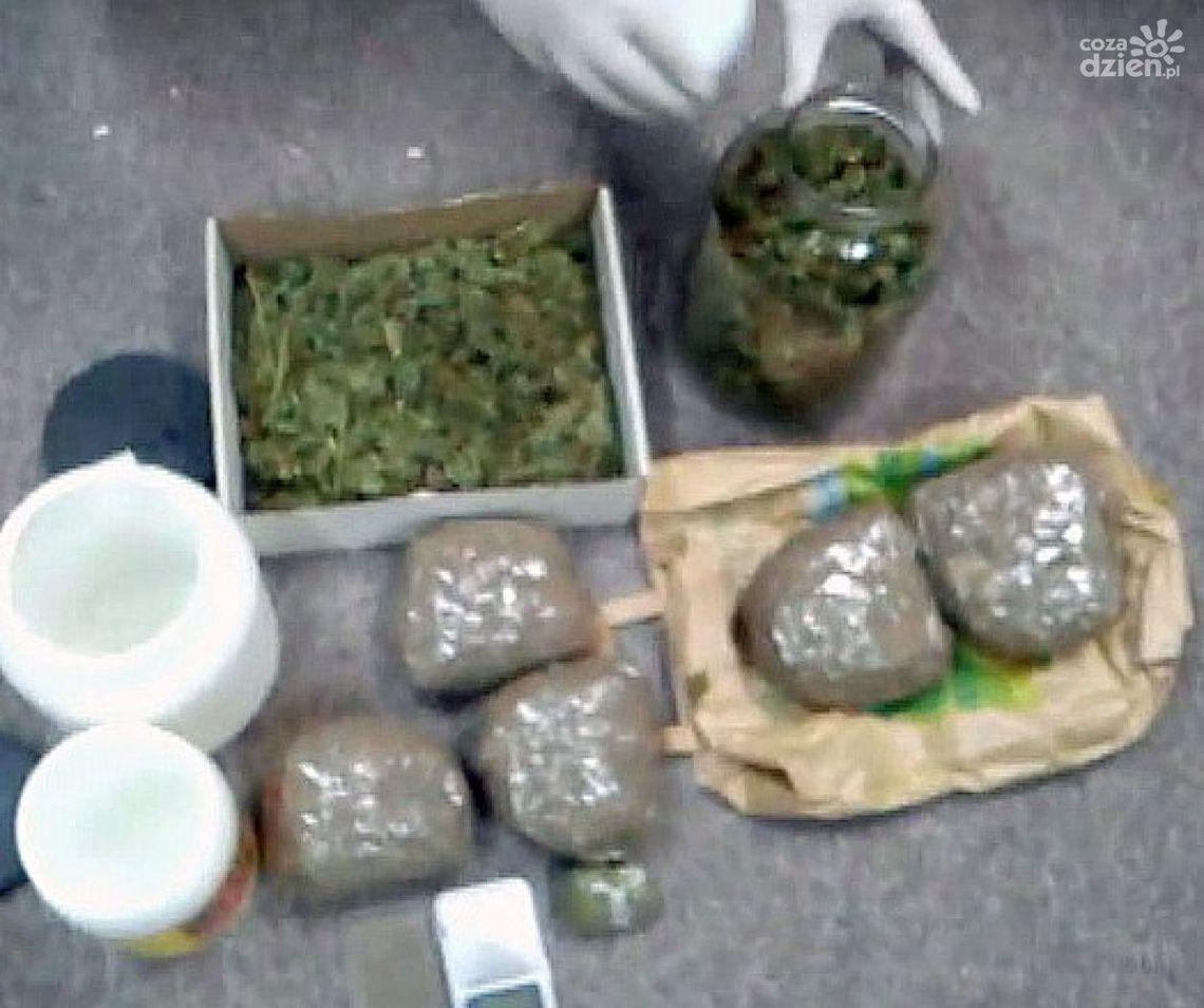 Radomscy policjanci zwalczają narkobiznes pod Lublinem