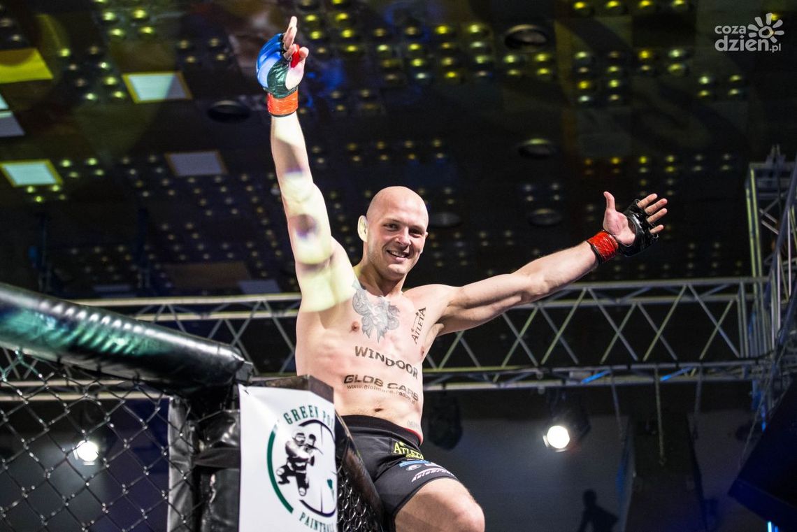 Radomski wojownik powalczy o pas TFL! Radomski wojownik powalczy o pas TFL!