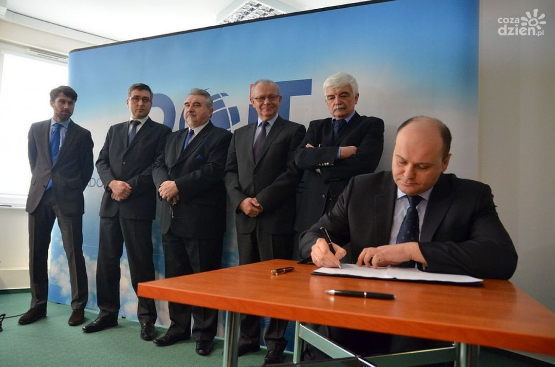 Radomskie Centrum Innowacji i Technologii już działa! Radomskie Centrum Innowacji i Technologii już działa!