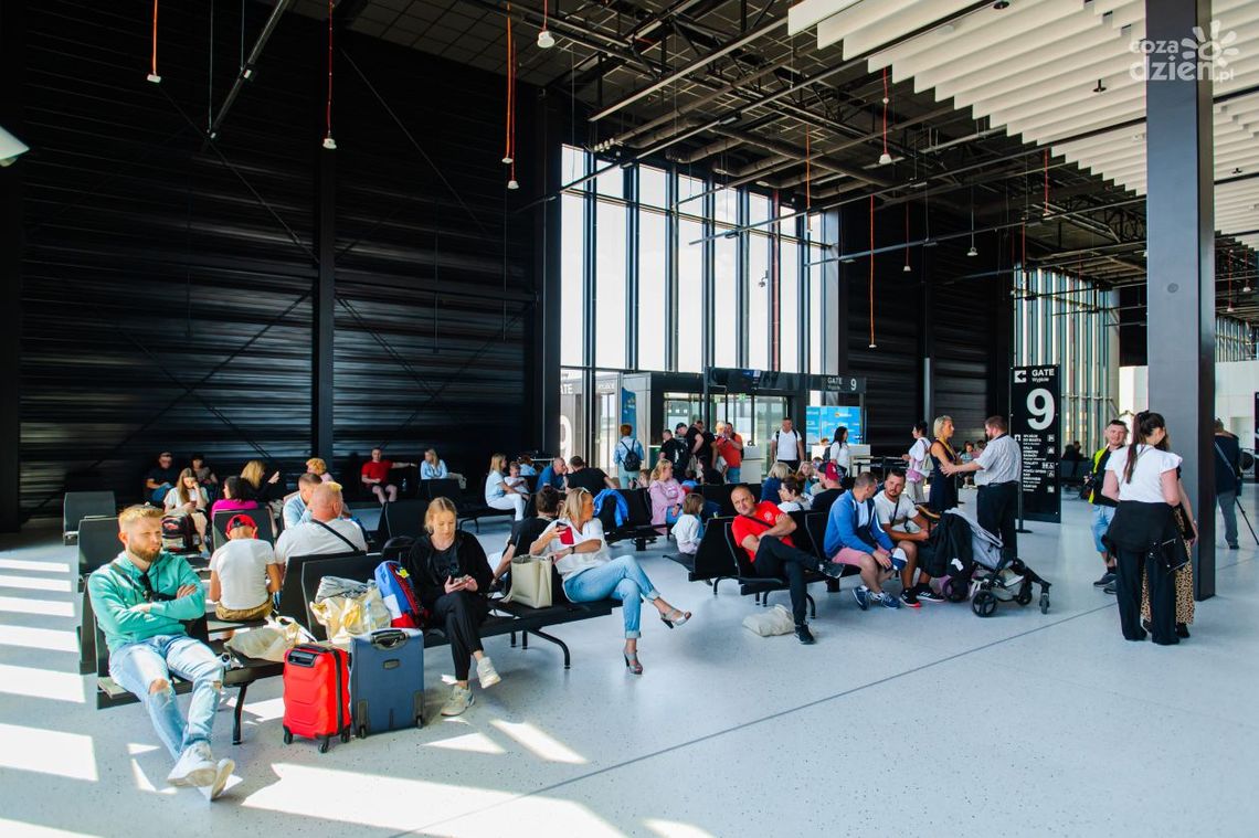 Radomskie lotnisko odprawiło 50 tys. pasażerów!