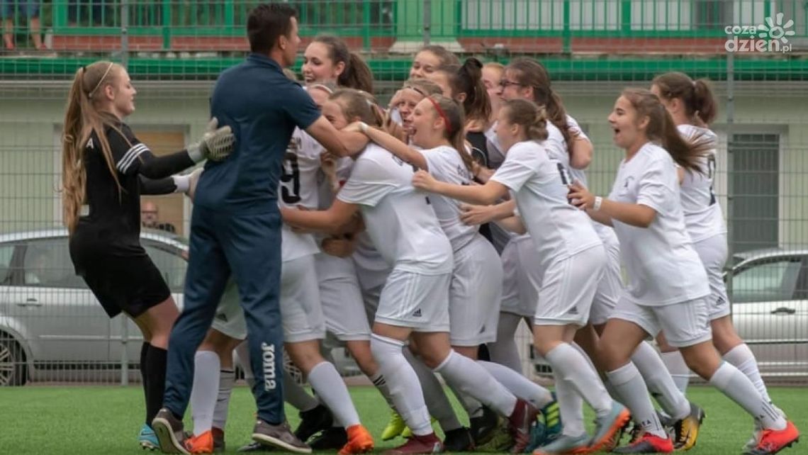Radomskie piłkarki w Centralnej Lidze Juniorek