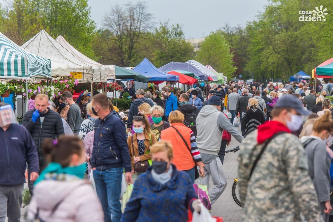 Radomskie targowiska pękają w szwach