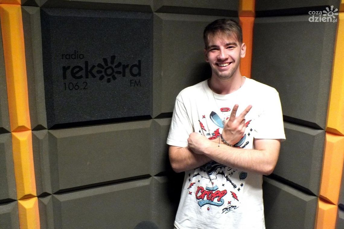 Rafał Glimasiński - rozmowa w studiu lokalnym Radia Rekord
