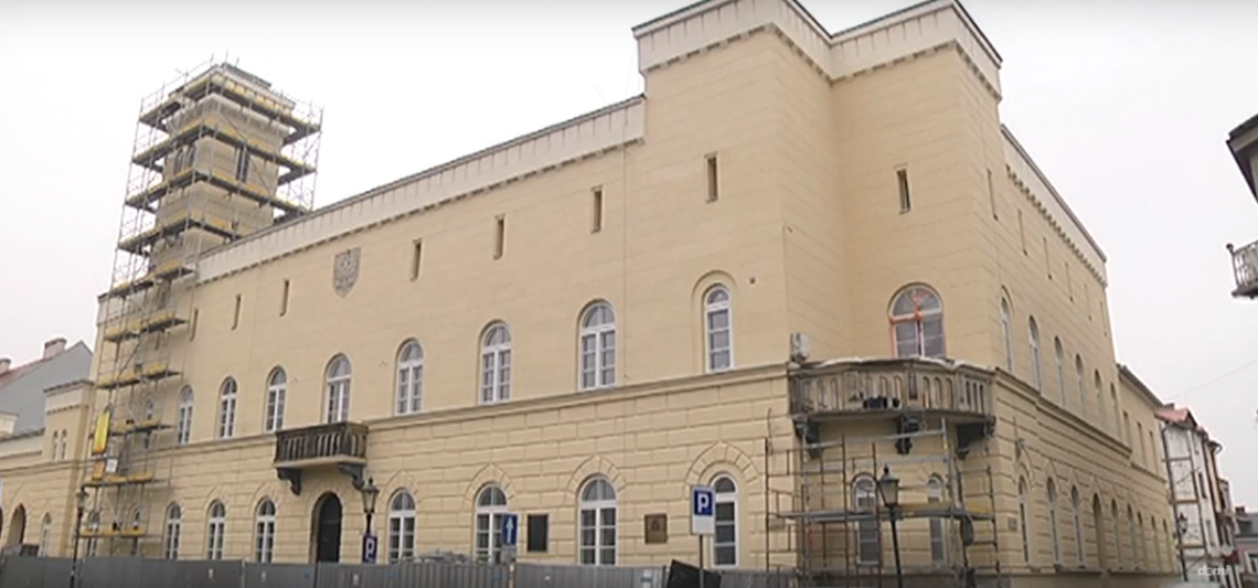 Ratusz ma już nową elewację