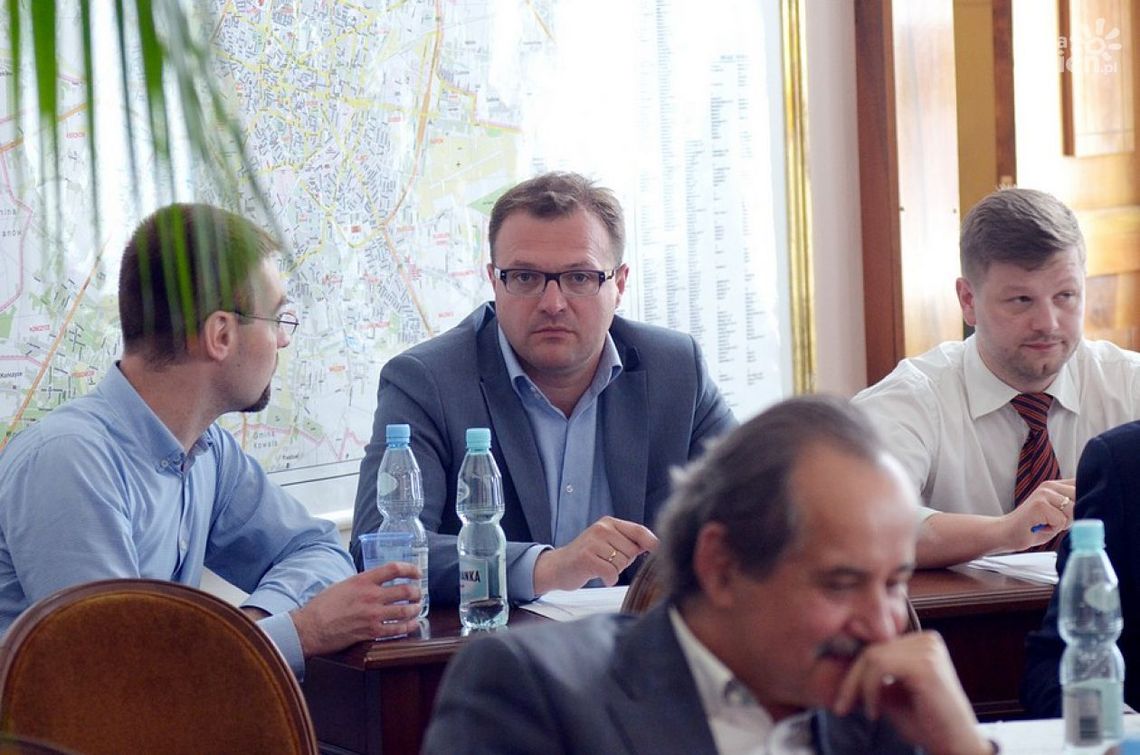 Referendum ws. Portu Lotniczego Radom? Referendum ws. Portu Lotniczego Radom?