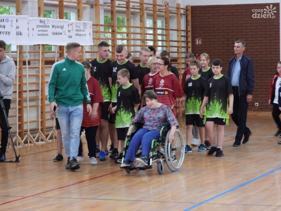Regionalna Spartakiada Osób Niepełnosprawnych w Skaryszewie. Rywalizowało 200 osób