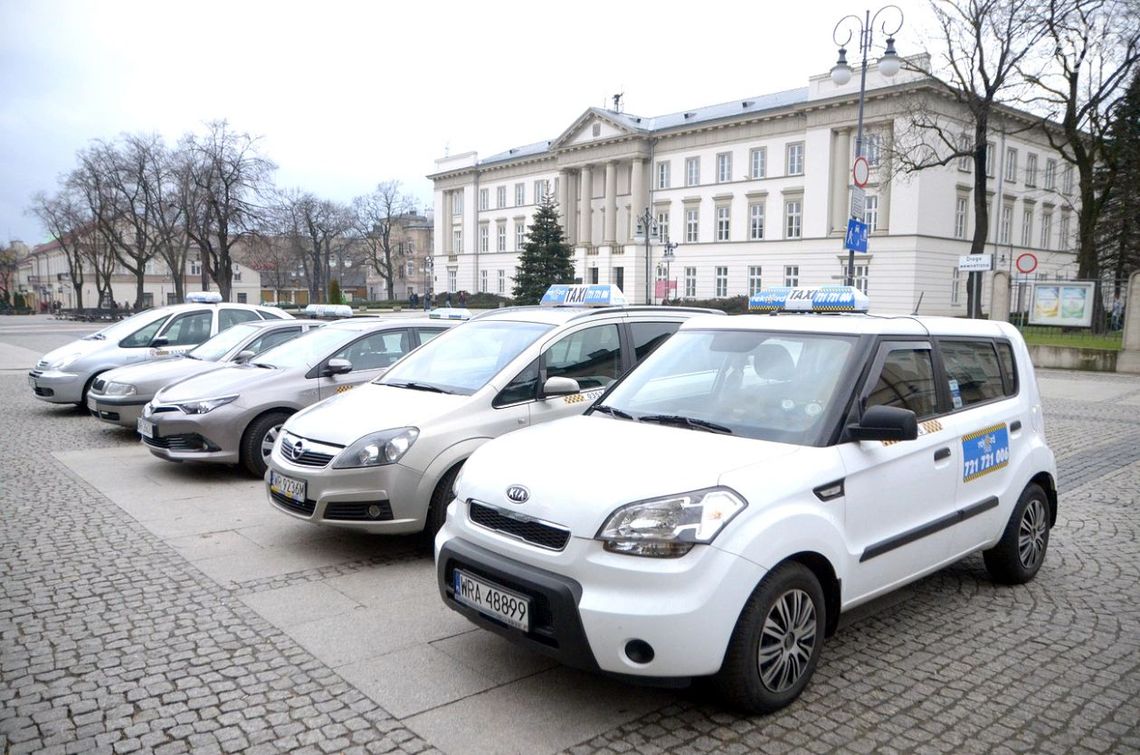 Rekord Taxi świętuje urodziny i rozdaje prezenty