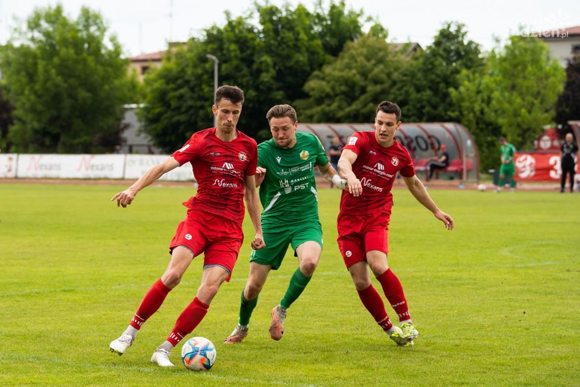 Remis Broni, porażka Pilicy w 31. kolejce trzeciej ligi Remis Broni, porażka Pilicy w 31. kolejce trzeciej ligi