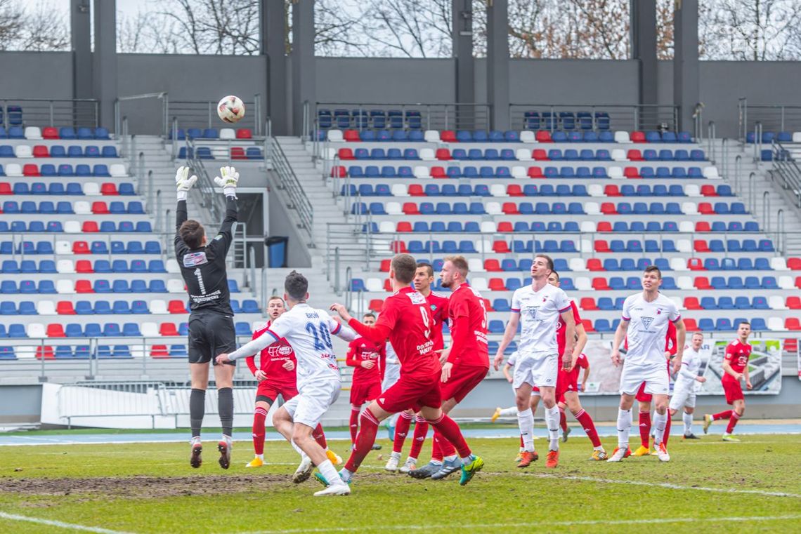 Remis Broni z GKS-em Wikielec