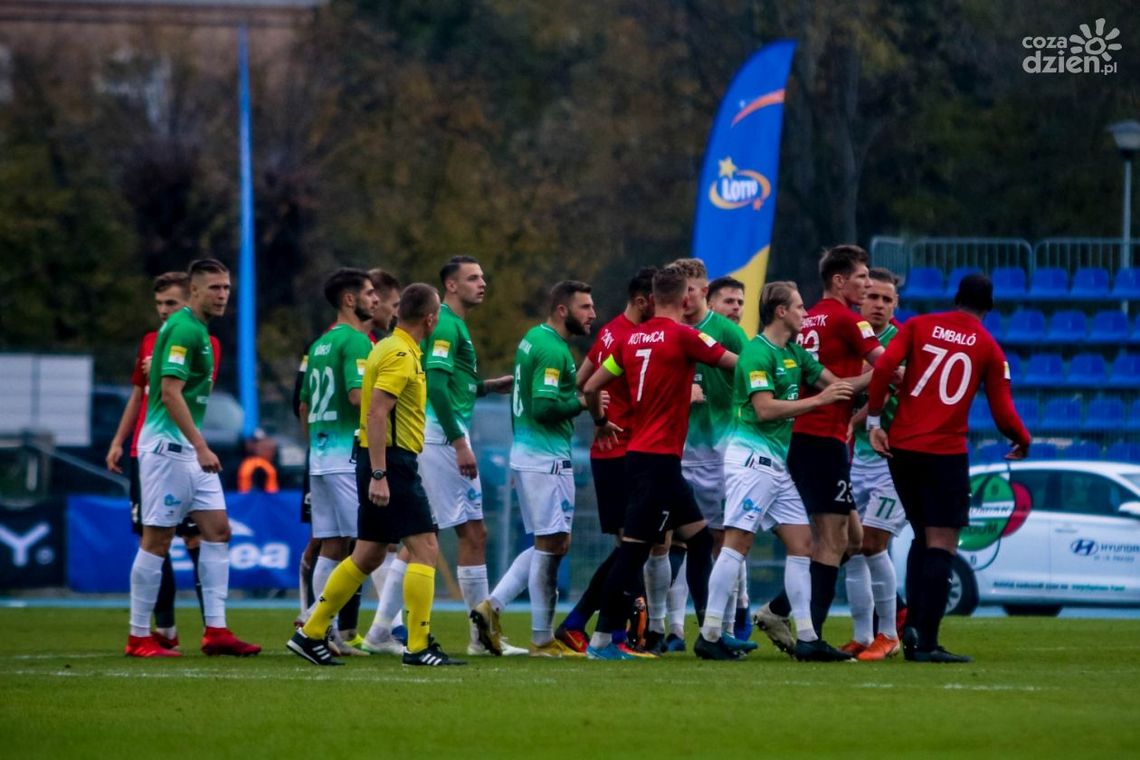 Remis Radomiaka rzutem na taśmę i trzecie miejsce w tabeli zachowane