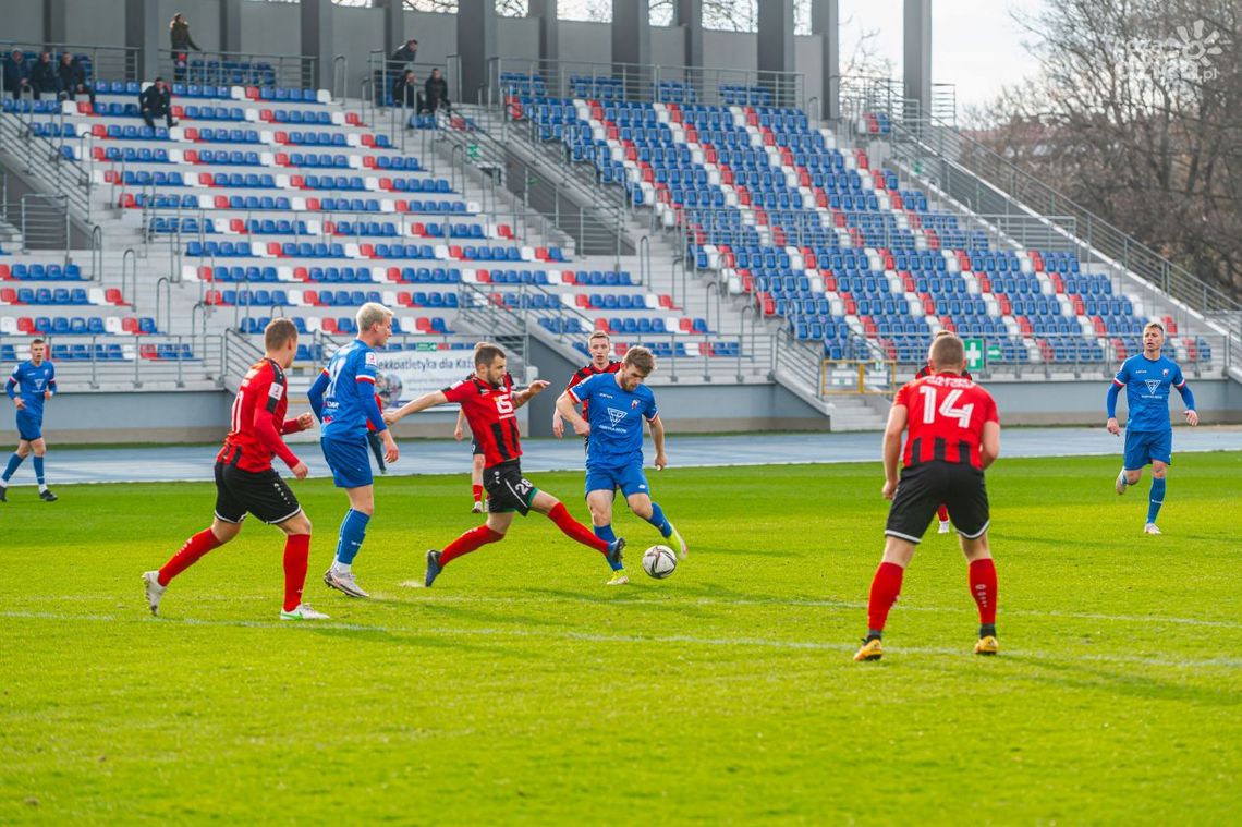 Remis radomskiej Broni na własne życzenie. Prowadzili różnicą dwóch bramek