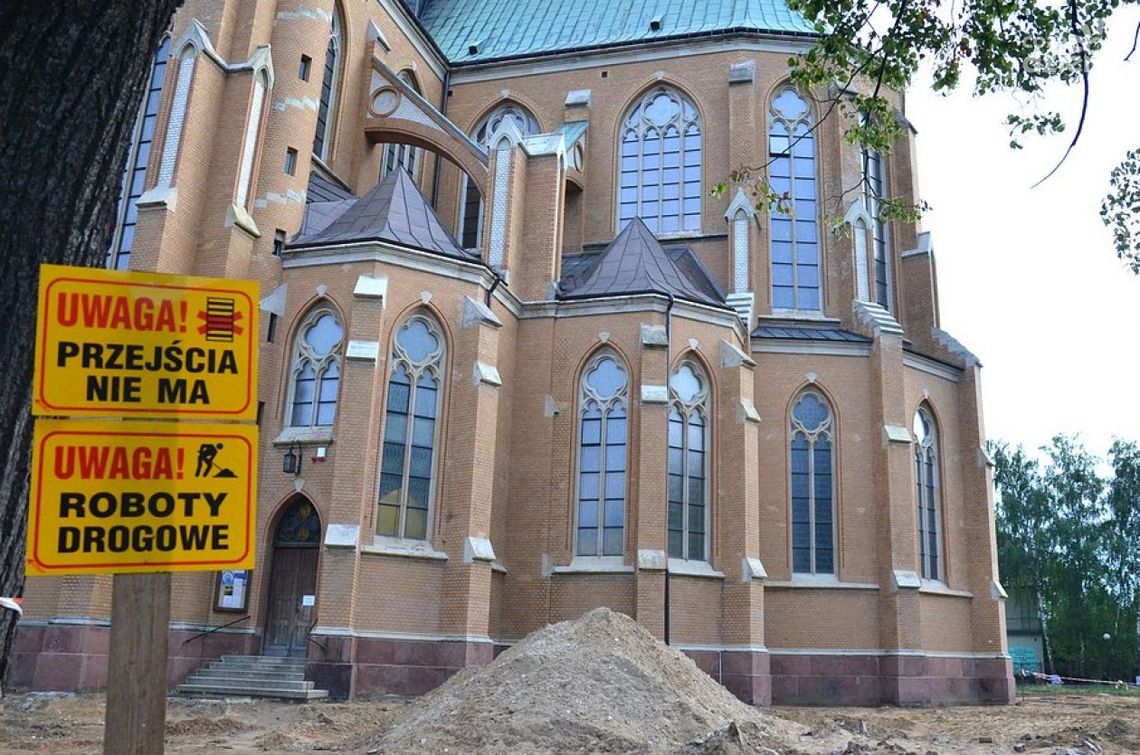 Remont katedry na finiszu - ZOBACZ  ZDJĘCIA