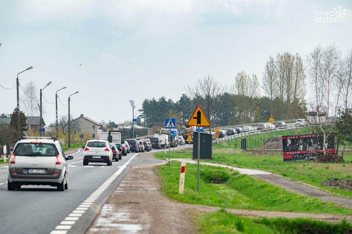 Remont na drodze krajowej nr 12. Są utrudnienia! Remont na drodze krajowej nr 12. Są utrudnienia!