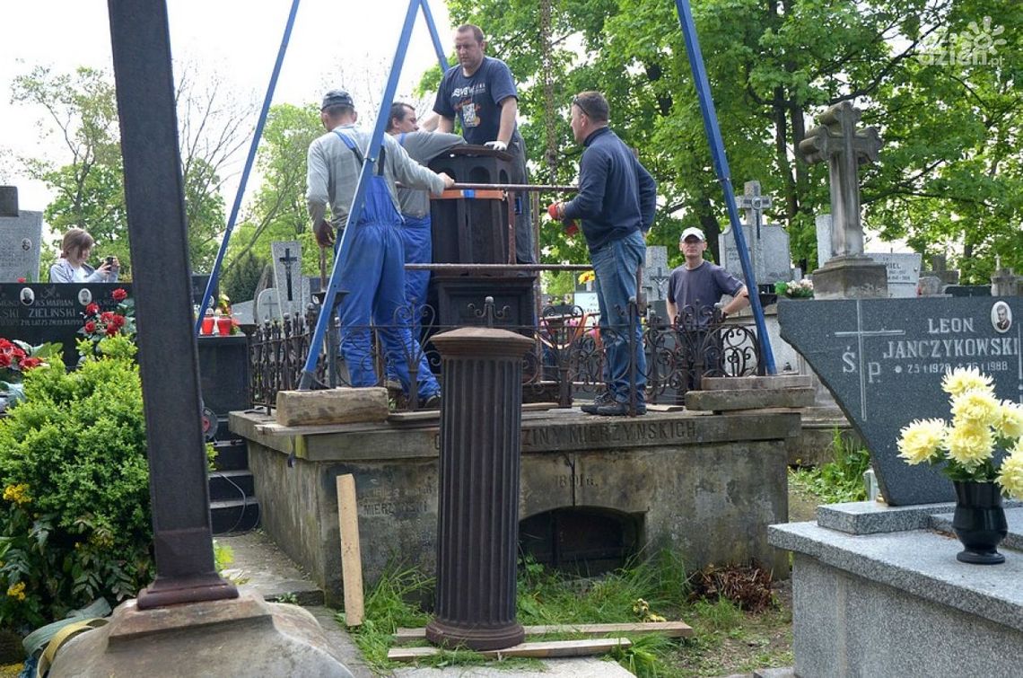 Renowacja zabytkowego nagrobka Mierzyńskich