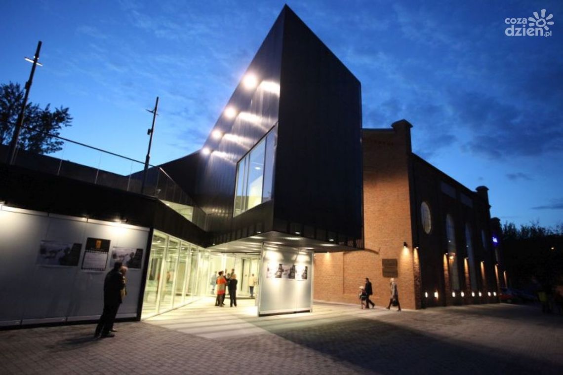 Repertuar kina w MCSW