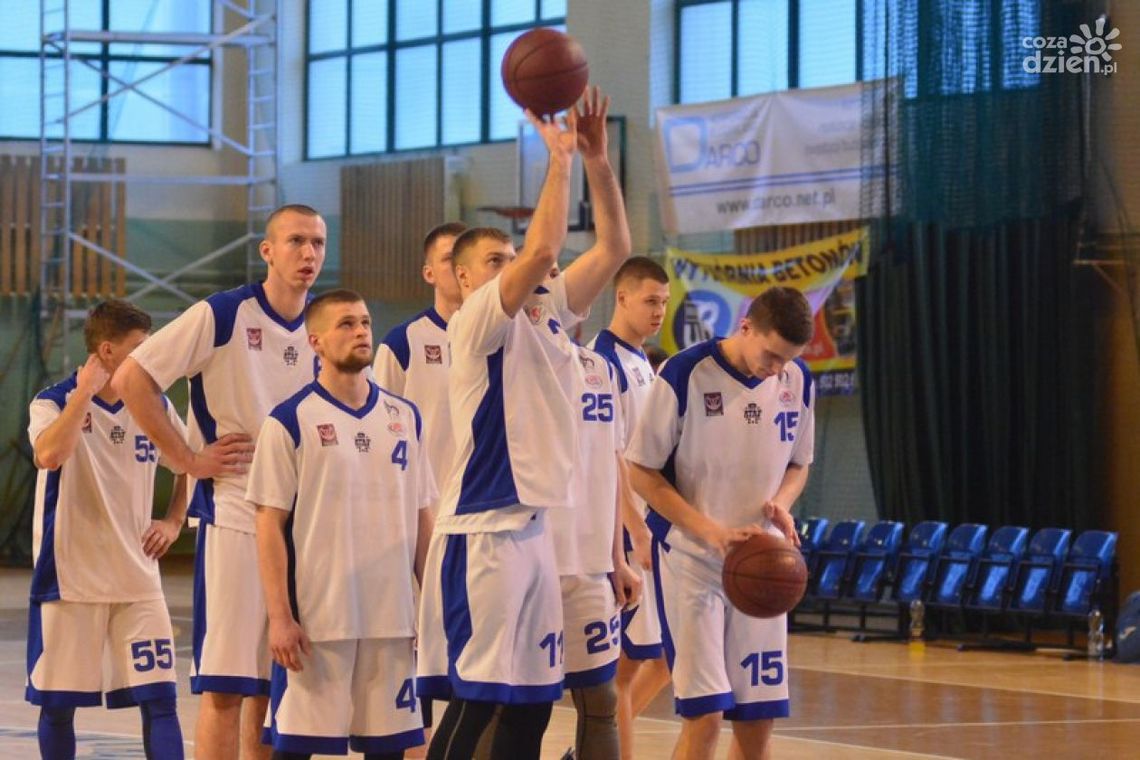 Rezerwy Rosy przegrały w weekend Rezerwy Rosy przegrały w weekend