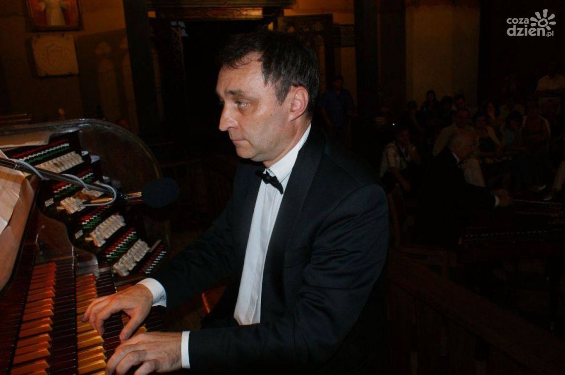 Robert Grudzień - rozmowa w studiu lokalnym Radia Rekord