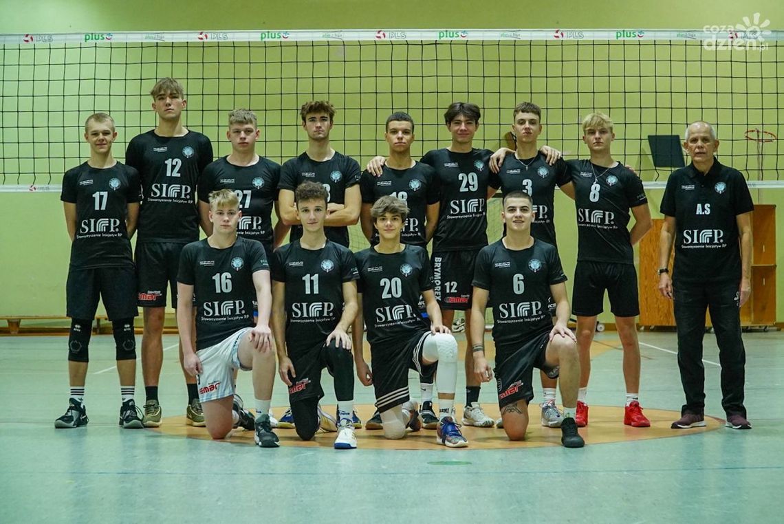 Robert Prygiel wspiera młodzieżowy zespół Czarnych Radom